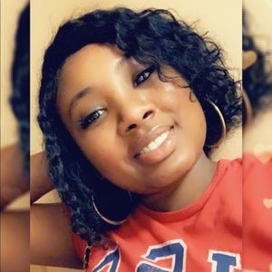 Meet your Posher, Meka